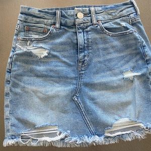 American Eagle super stretch denim skirt